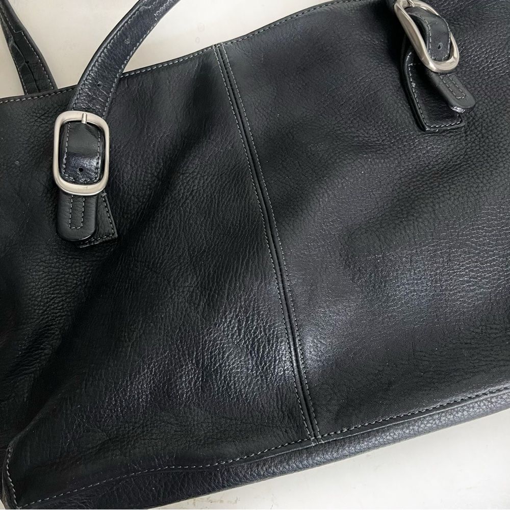TIGNANELLO Black Pebbled Leather Shoulder Bag Silver Tone Metal Zipper Closure - Picture 3 of 9
